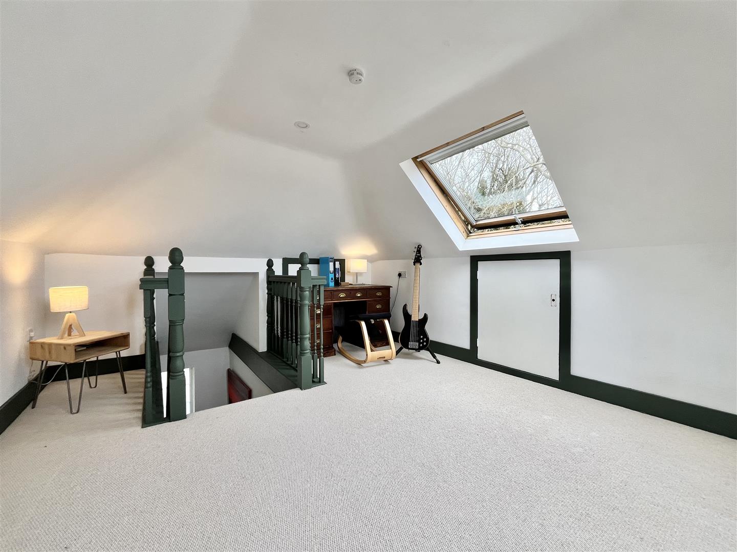 Knowle Road, Fairlight